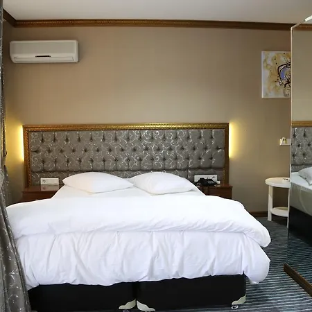 Grand Sera Hotel 3*