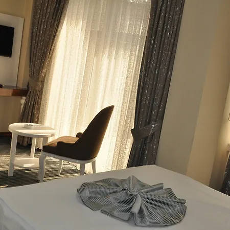 Hotel Grand Sera